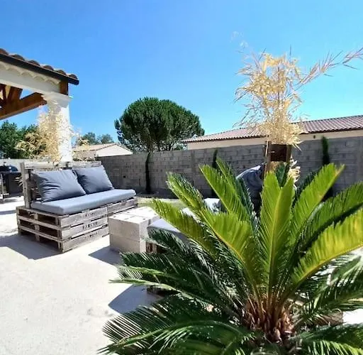 Avec Piscine Villa Gaujac (Gard)